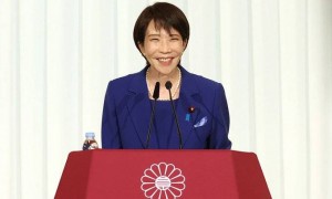 高市早苗和特朗普首次会谈，签了2份协议：对美投资5500亿美元和买大豆